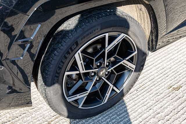 Hyundai TUCSON 1.6T Hybrid N Line S 5dr Auto Abyss Black