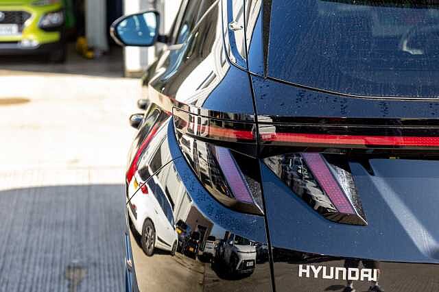 Hyundai TUCSON 1.6T Hybrid N Line S 5dr Auto Abyss Black