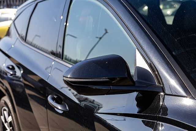 Hyundai TUCSON 1.6T Hybrid N Line S 5dr Auto Abyss Black