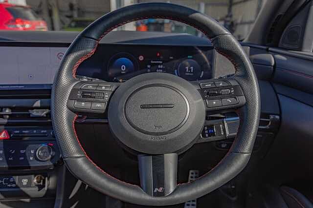 Hyundai TUCSON 1.6T Hybrid N Line S 5dr Auto Abyss Black