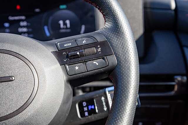 Hyundai TUCSON 1.6T Hybrid N Line S 5dr Auto Abyss Black