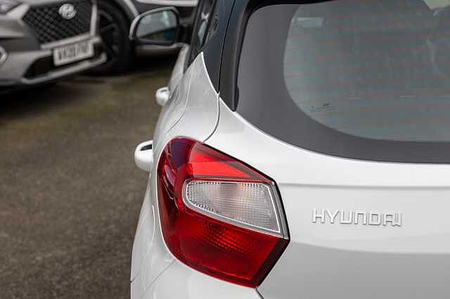 Hyundai I10 1.0 [63] Advance 5dr Auto [Nav] Atlas White