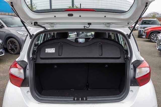 Hyundai I10 1.0 [63] Advance 5dr Auto [Nav] Atlas White