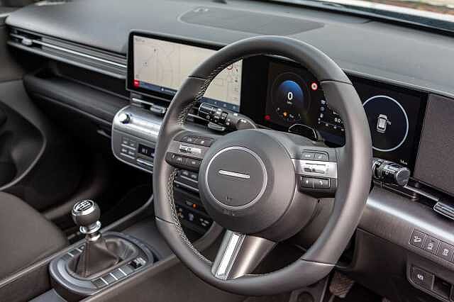 Hyundai KONA 1.6T 138 Advance 5dr Abyss Black