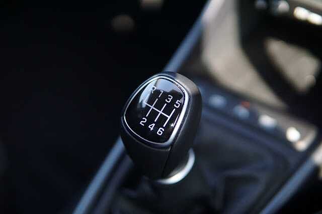 Hyundai BAYON 1.0 TGDi Ultimate 5dr Mangrove Green