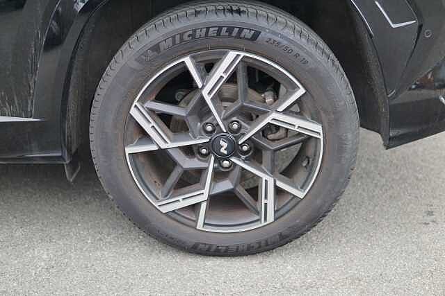 Hyundai TUCSON 1.6T Hybrid N Line S 5dr Auto Abyss Black