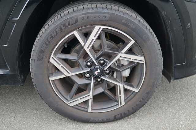 Hyundai TUCSON 1.6T Hybrid N Line S 5dr Auto Abyss Black