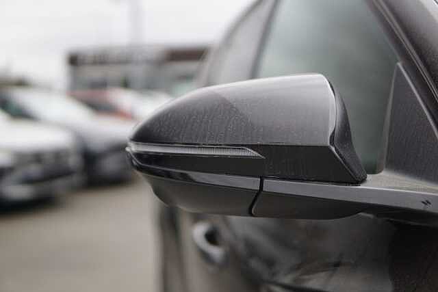 Hyundai TUCSON 1.6T Hybrid N Line S 5dr Auto Abyss Black