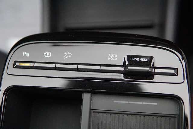 Hyundai TUCSON 1.6T Hybrid N Line S 5dr Auto Abyss Black