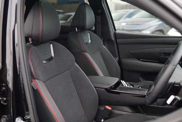 Hyundai TUCSON 1.6T Hybrid N Line S 5dr Auto Abyss Black