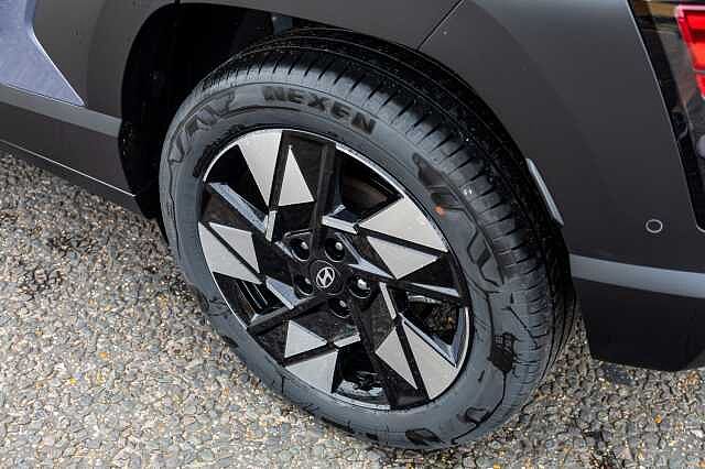Hyundai KONA 1.6T 138 Ultimate 5dr DCT Meta BLUE