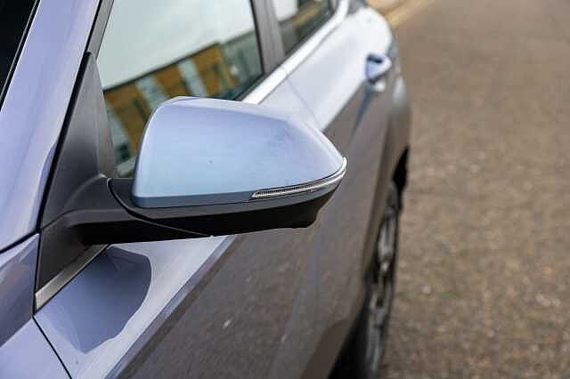 Hyundai KONA 1.6T 138 Ultimate 5dr DCT Meta BLUE