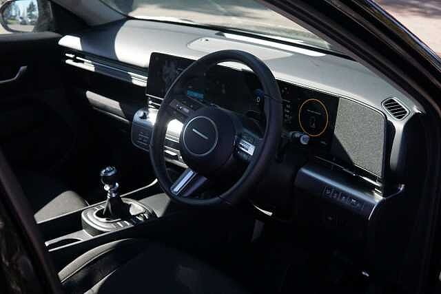 Hyundai KONA 1.6T 138 Advance 5dr Abyss Black