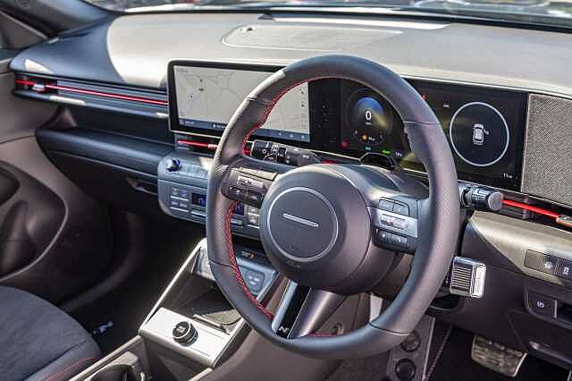 Hyundai KONA 1.6 Hybrid 138 N Line S 5dr DCT Abyss Black