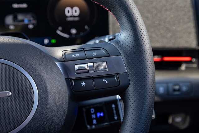 Hyundai KONA 1.6 Hybrid 138 N Line S 5dr DCT Abyss Black