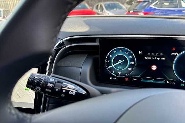 Hyundai TUCSON Hybrid 1.6 T-GDi(150ps)SE Connect 48 Volt Ultimate Red
