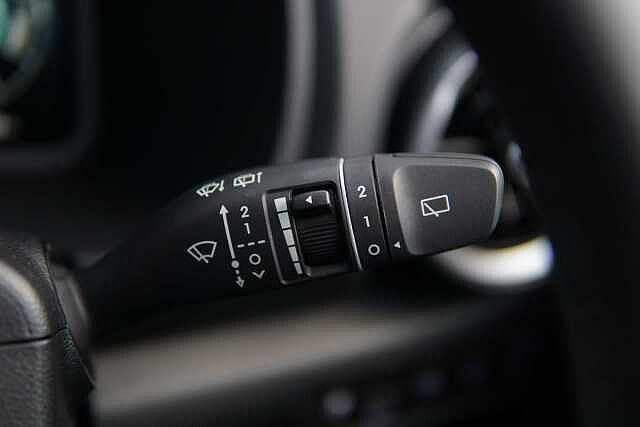 Hyundai KONA 1.6 GDi Hybrid SE Connect 5dr DCT Abyss Black