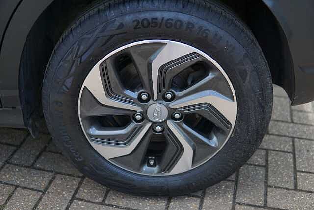 Hyundai KONA 1.6 GDi Hybrid SE Connect 5dr DCT Abyss Black