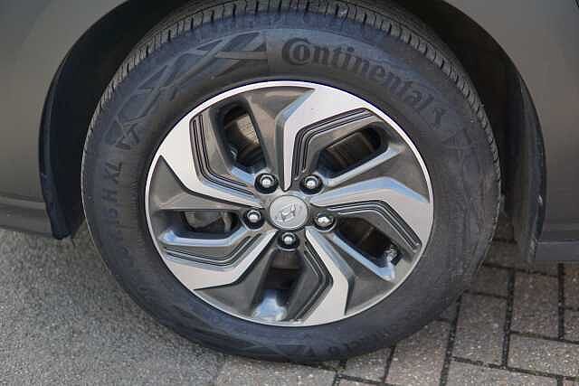 Hyundai KONA 1.6 GDi Hybrid SE Connect 5dr DCT Abyss Black