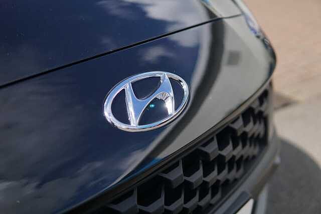 Hyundai KONA 1.6 GDi Hybrid SE Connect 5dr DCT Abyss Black