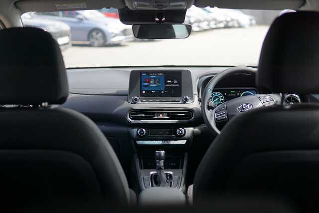 Hyundai KONA 1.6 GDi Hybrid SE Connect 5dr DCT Abyss Black