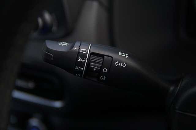 Hyundai KONA 1.6 GDi Hybrid SE Connect 5dr DCT Abyss Black