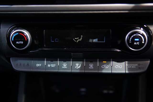 Hyundai KONA 1.6 GDi Hybrid SE Connect 5dr DCT Abyss Black