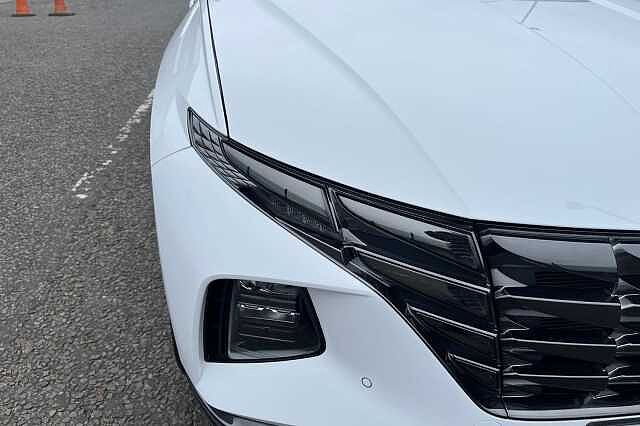 Hyundai Tucson 1.6 H T Gdi Premium Suv 5dr Petrol Hybrid Auto Euro 6 (s/s) (230 Ps)