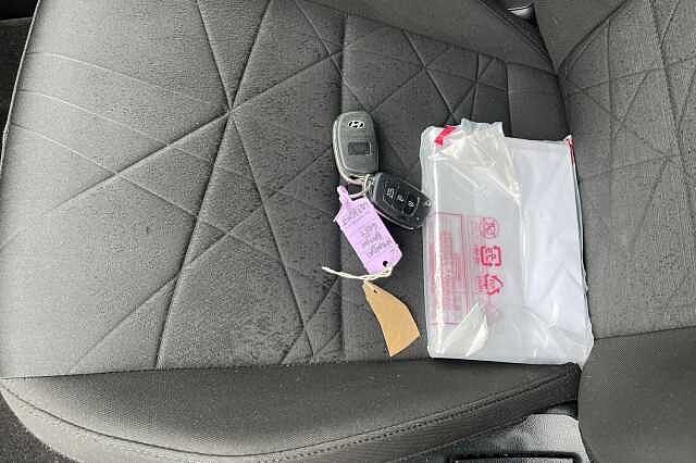 Hyundai BAYON 1.0 T Gdi Mhev Premium Suv 5dr Petrol Hybrid Dct Euro 6 (s/s) (100 Ps) Aurora Grey