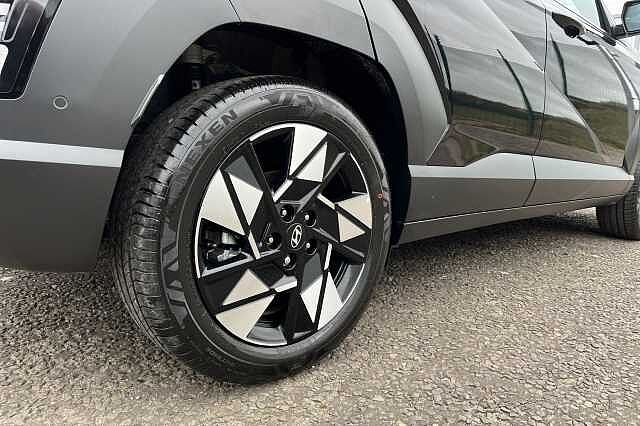 Hyundai KONA 1.6 H Gdi Ultimate Suv 5dr Petrol Hybrid Dct Euro 6 (s/s) (138 Ps) Abyss Black