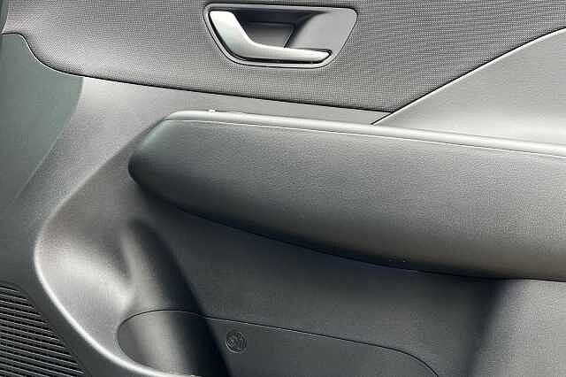 Hyundai KONA 1.6 H Gdi Ultimate Suv 5dr Petrol Hybrid Dct Euro 6 (s/s) (138 Ps) Abyss Black