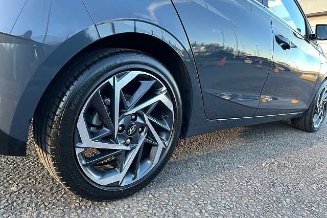 Hyundai I20 1.0 T Gdi Mhev Premium Hatchback 5dr Petrol Hybrid Manual Euro 6 (s/s) (100 Ps) Aurora Grey