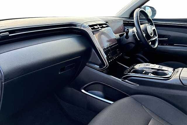 Hyundai TUCSON 1.6 H T Gdi Premium Suv 5dr Petrol Hybrid Auto Euro 6 (s/s) (230 Ps) Polar White