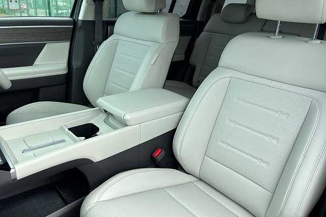 Hyundai SANTA FE 1.6 T Gdi 13.8kwh Ultimate Suv 5dr Petrol Plug In Hybrid Auto 4wd Euro 6 (s/s) ( Metallic - Ecotronic grey