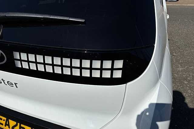 Hyundai INSTER Long Range 49kwh 02 Suv 5dr Electric Auto (115 Ps) Atlas White