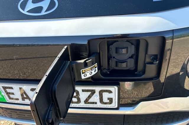 Hyundai INSTER Long Range 49kwh 02 Suv 5dr Electric Auto (115 Ps) Atlas White