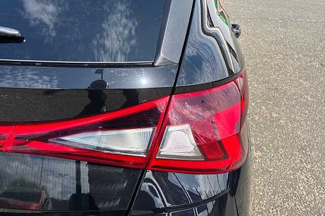 Hyundai I20 1.0 T Gdi Premium Hatchback 5dr Petrol Dct Euro 6 (s/s) (100 Ps) Phantom Black