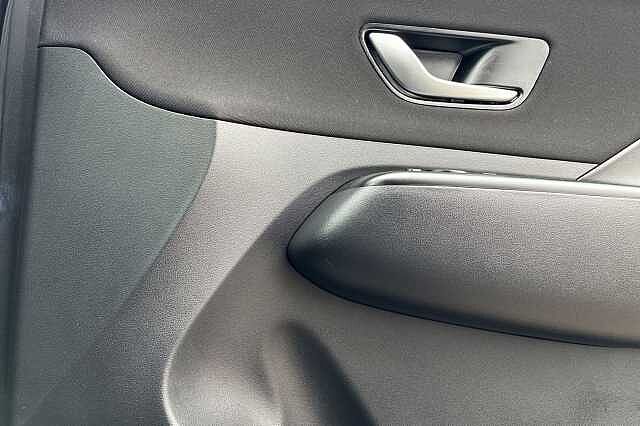 Hyundai KONA 1.6 H Gdi Advance Suv 5dr Petrol Hybrid Dct Euro 6 (s/s) (129 Ps) Ecotronic Grey