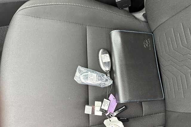 Hyundai KONA 1.6 H Gdi Advance Suv 5dr Petrol Hybrid Dct Euro 6 (s/s) (129 Ps) Ecotronic Grey