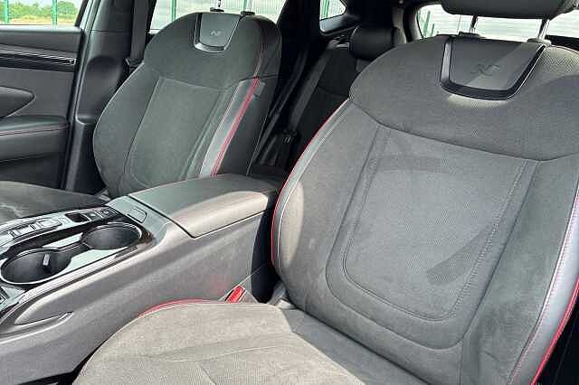 Hyundai TUCSON 1.6 H T Gdi N Line Suv 5dr Petrol Hybrid Auto Euro 6 (s/s) (230 Ps) Shimmering Silver