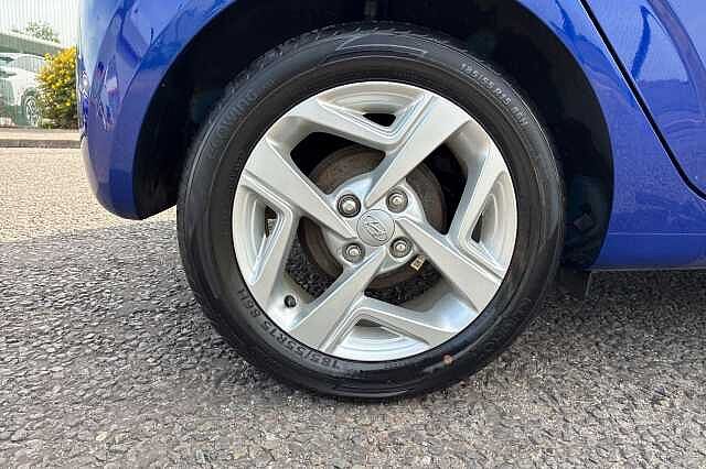 Hyundai I10 1.2 Se Connect Hatchback 5dr Petrol Auto Euro 6 (s/s) (84 Ps) Intense Blue