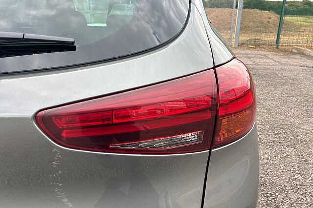 Hyundai TUCSON 1.6 T Gdi Se Nav Suv 5dr Petrol Manual Euro 6 (s/s) (177 Ps) Olivine Grey