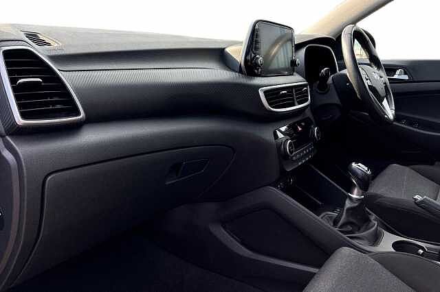 Hyundai TUCSON 1.6 T Gdi Se Nav Suv 5dr Petrol Manual Euro 6 (s/s) (177 Ps) Olivine Grey