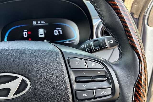 Hyundai I10 1.0 Premium Hatchback 5dr Petrol Auto Euro 6 (s/s) (63 Ps) Meta Blue