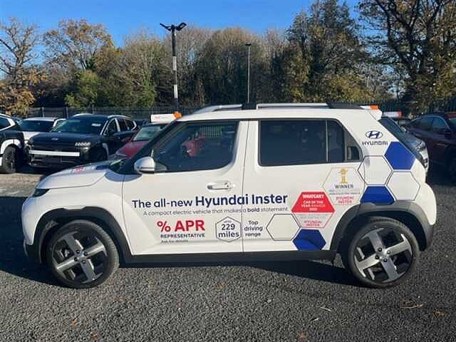 Hyundai INSTER Long Range 49kWh 02 SUV 5dr Electric Auto (115 ps)