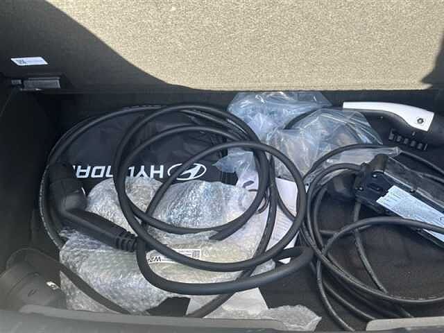 Hyundai INSTER Long Range 49kWh 02 SUV 5dr Electric Auto (115 ps)