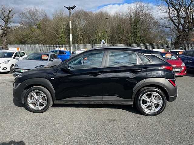 Hyundai KONA 1.0 T-GDi MHEV SE Connect SUV 5dr Petrol Hybrid Manual Euro 6 (s/s) (120 ps) Black