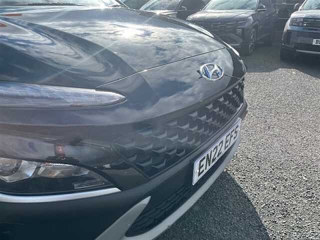 Hyundai KONA 1.0 T-GDi MHEV SE Connect SUV 5dr Petrol Hybrid Manual Euro 6 (s/s) (120 ps) Black