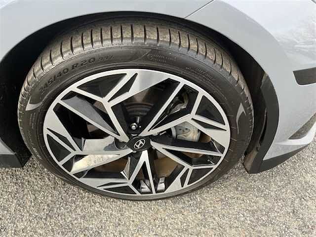 Hyundai IONIQ 6 77.4kWh Premium Saloon 4dr Electric Auto (228 ps)