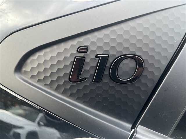 Hyundai I10 1.2 Premium Hatchback 5dr Petrol Auto Euro 6 (s/s) (84 ps) White